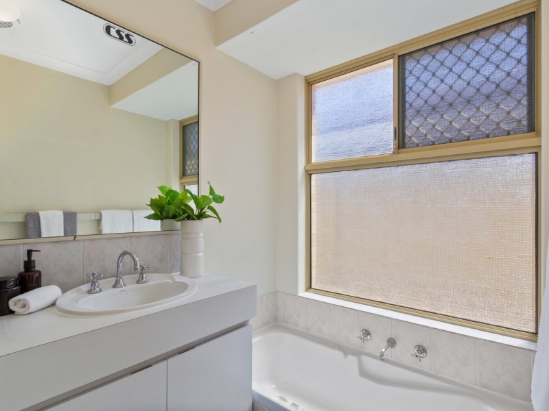 80 West View Boulevard, Mullaloo WA 6027