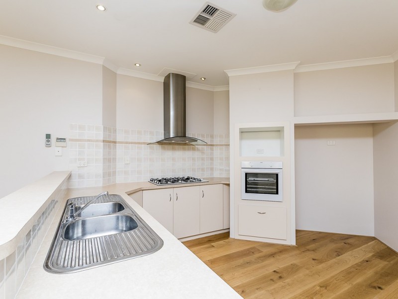 40 Kianga Crescent, Burns Beach WA 6028