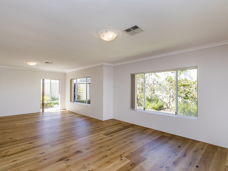 40 Kianga Crescent, Burns Beach WA 6028