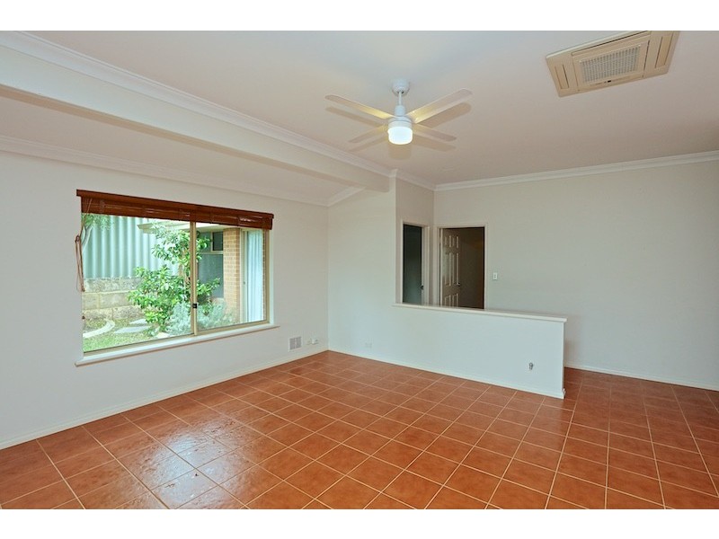 14 Sanur Rise, Iluka WA 6028