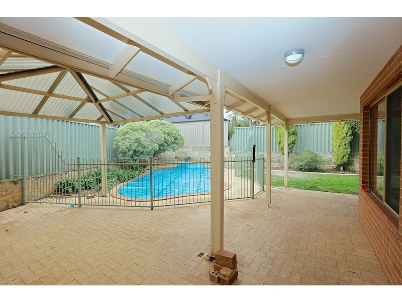 14 Sanur Rise, Iluka WA 6028