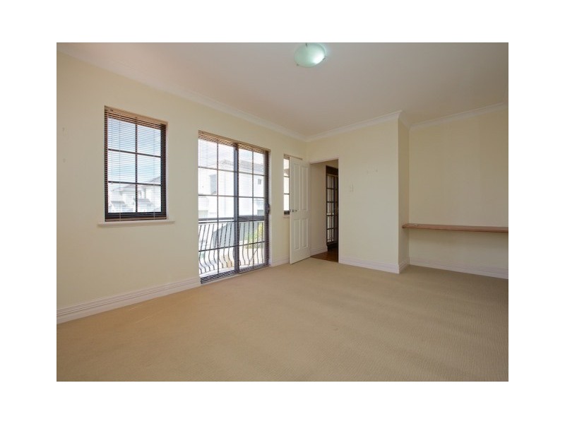 1 Knave Lane, Innaloo WA 6018