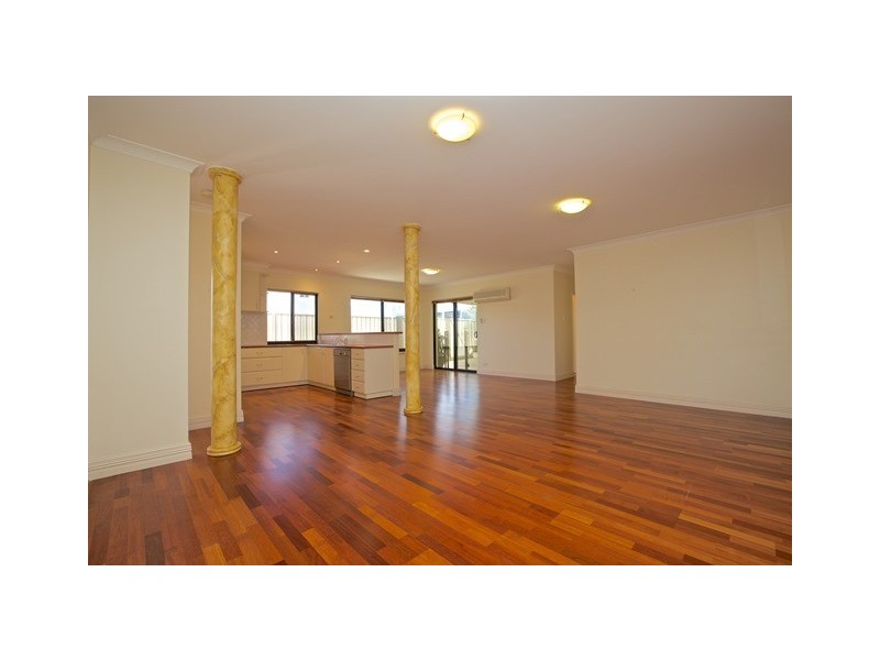 1 Knave Lane, Innaloo WA 6018