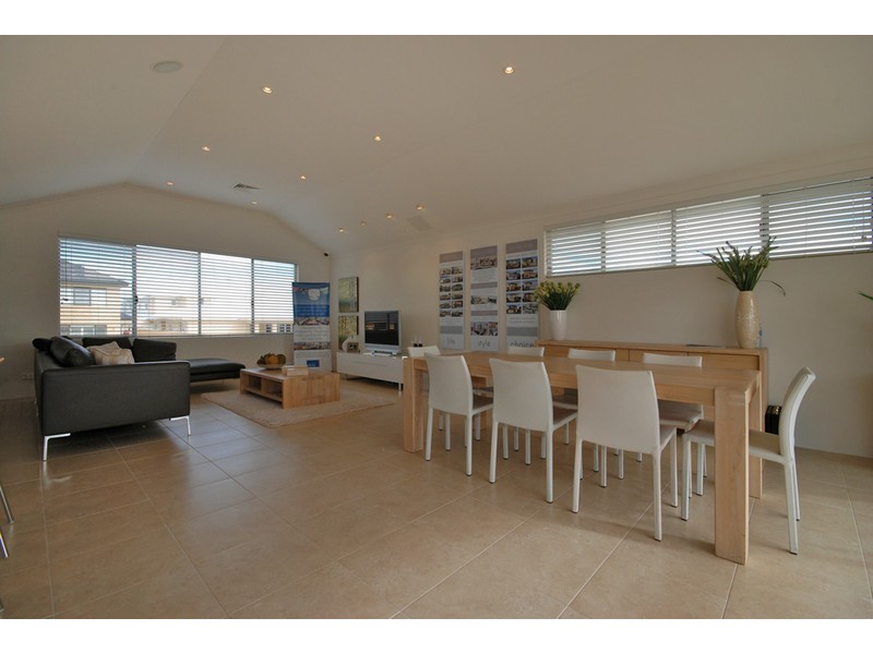 453 Burns Beach Road, Iluka WA 6028