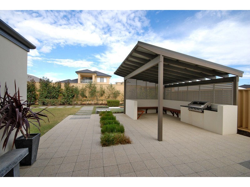 453 Burns Beach Road, Iluka WA 6028