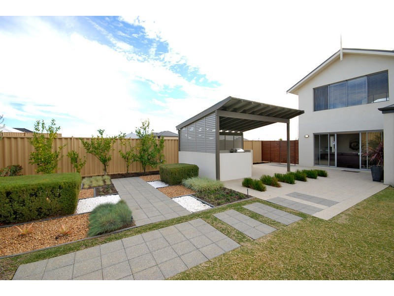 453 Burns Beach Road, Iluka WA 6028