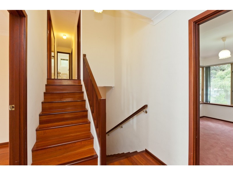 12 Carron Rise, Hillarys WA 6025