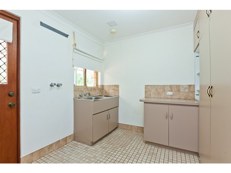 12 Carron Rise, Hillarys WA 6025