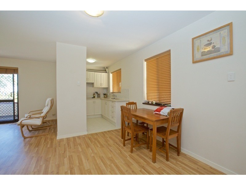 17/1-7 Gardner Street, Como WA 6152