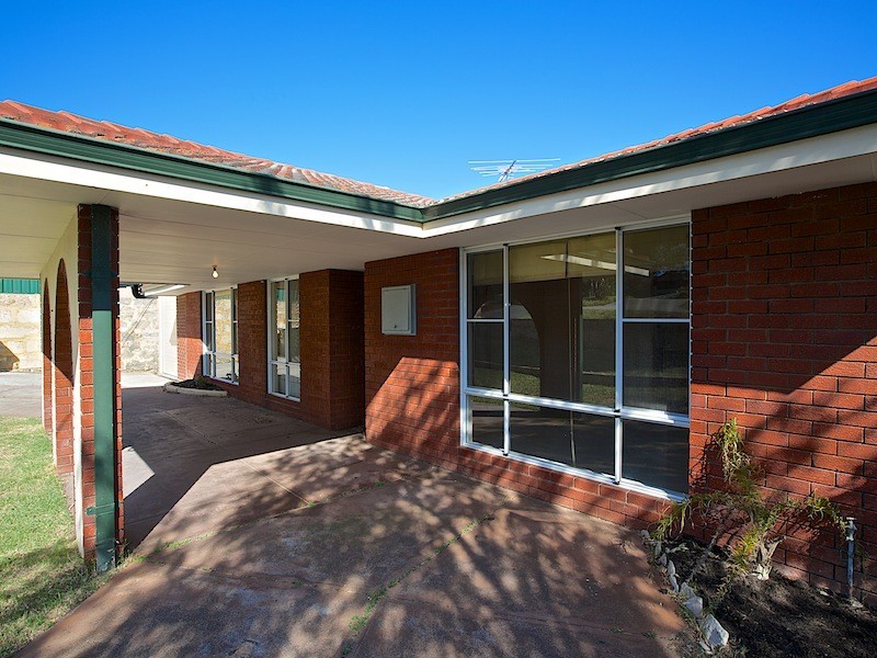 130 Mullaloo Drive, Kallaroo WA 6025