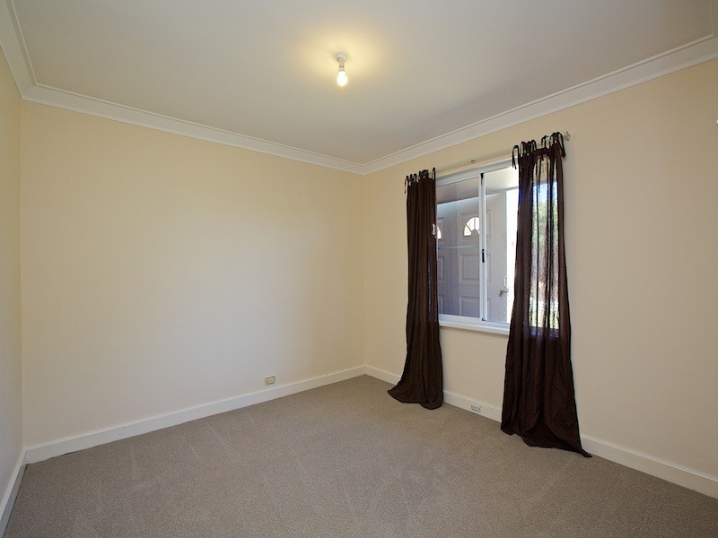 130 Mullaloo Drive, Kallaroo WA 6025