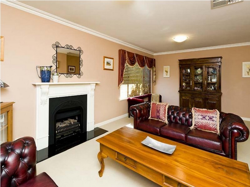 54 Boynton Gardens, Iluka WA 6028