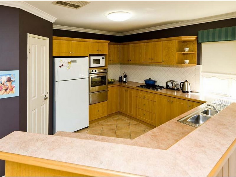 54 Boynton Gardens, Iluka WA 6028