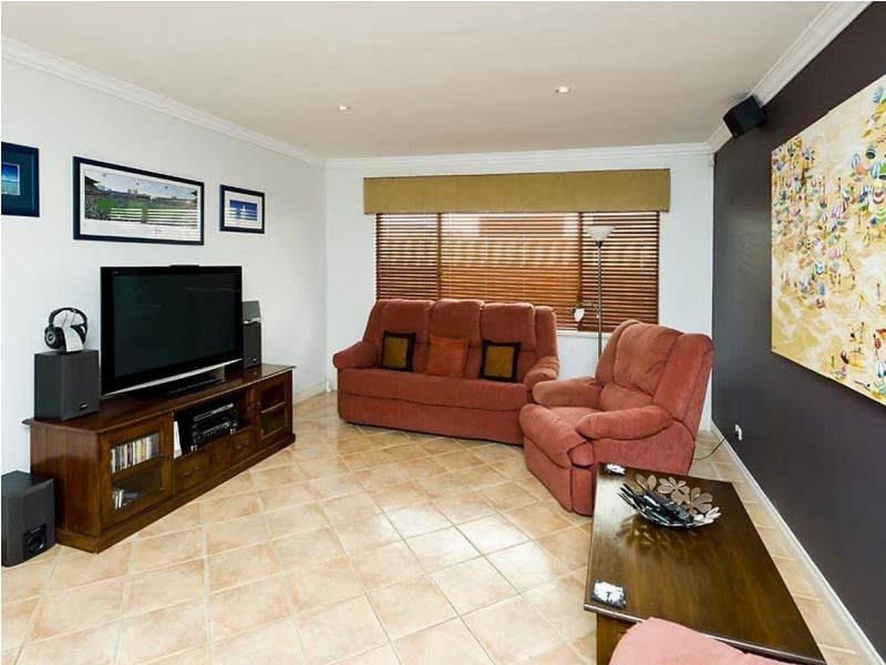 54 Boynton Gardens, Iluka WA 6028