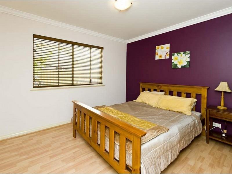 54 Boynton Gardens, Iluka WA 6028