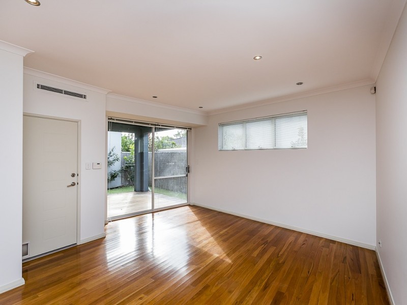 13C Drysdale Street, Innaloo WA 6018