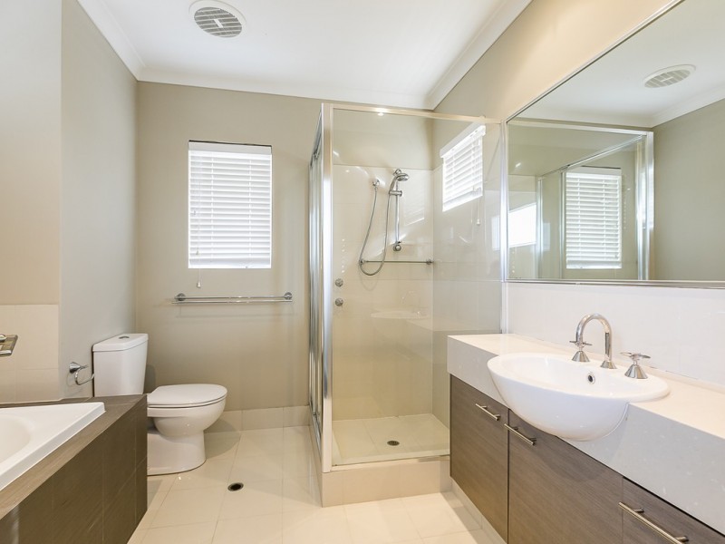 13C Drysdale Street, Innaloo WA 6018