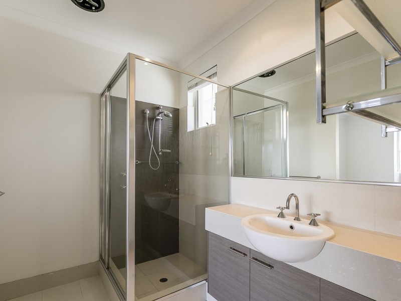 13C Drysdale Street, Innaloo WA 6018