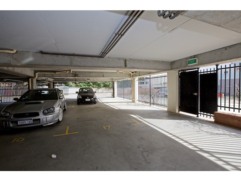 17/23 Wellington Street, East Perth WA 6004