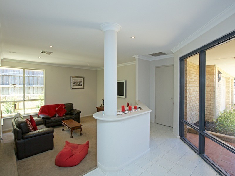 31 Plympton Mews, Hillarys WA 6025