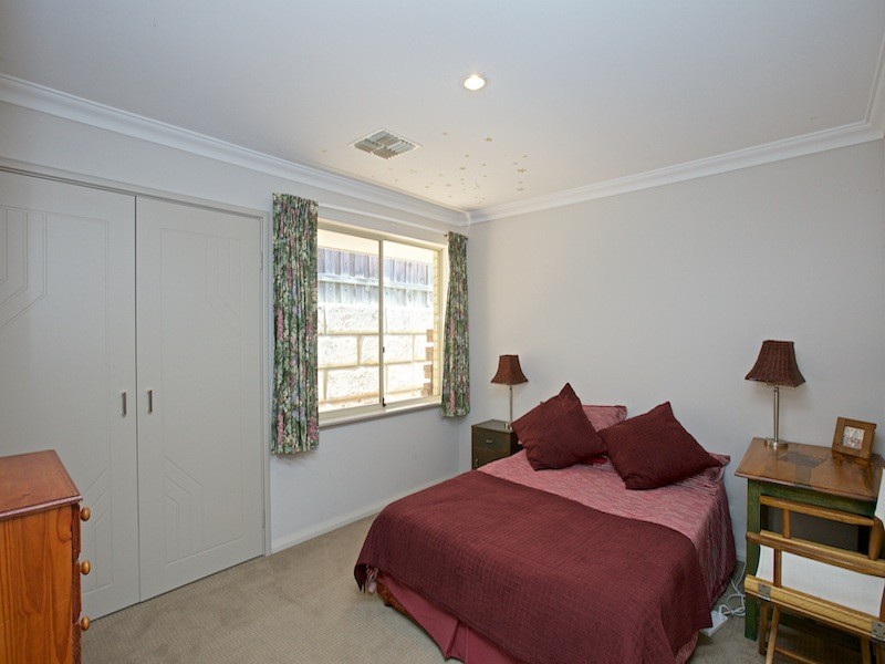 31 Plympton Mews, Hillarys WA 6025