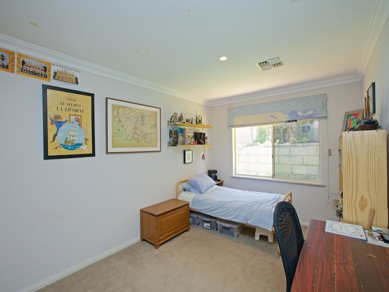 31 Plympton Mews, Hillarys WA 6025