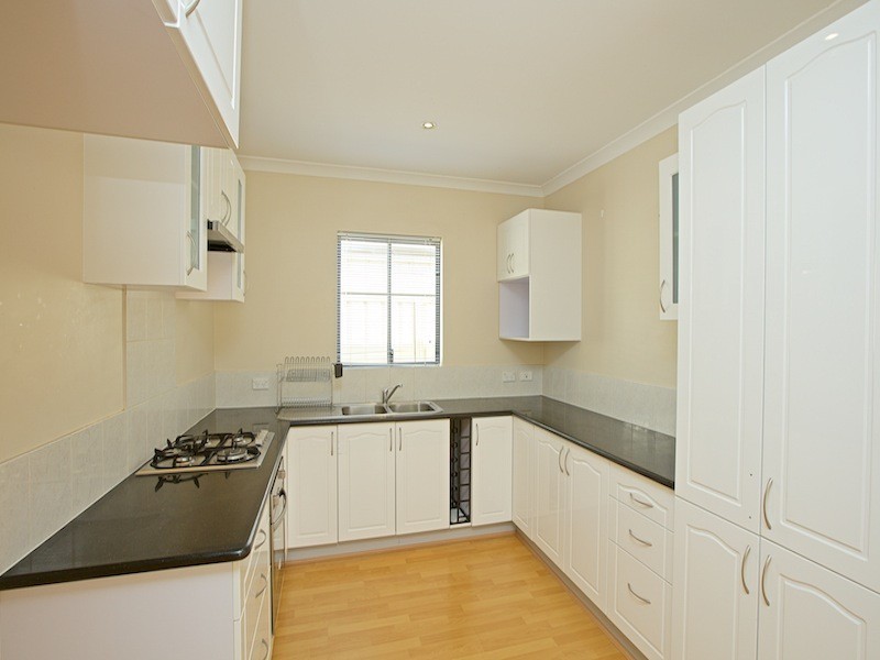 31 Zingarello Street, Pearsall WA 6065