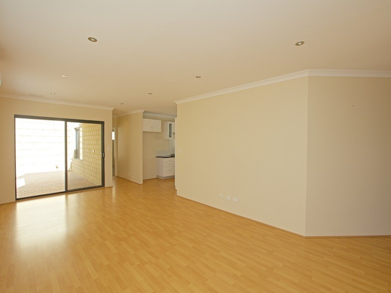 31 Zingarello Street, Pearsall WA 6065