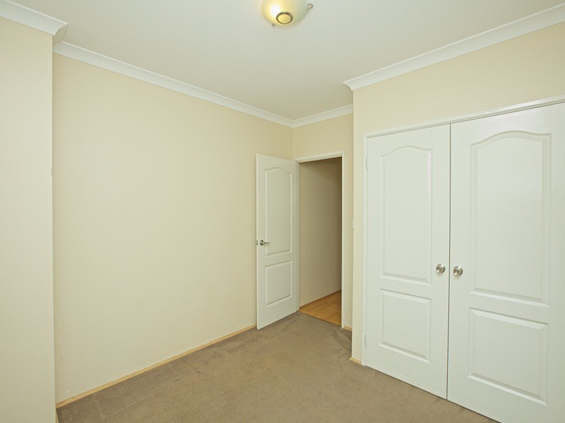 31 Zingarello Street, Pearsall WA 6065