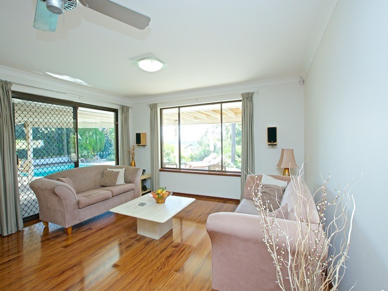 38 Lakeview Drive, Edgewater WA 6027