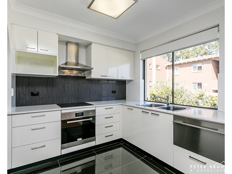 7/194 Railway Parade, West Leederville WA 6007