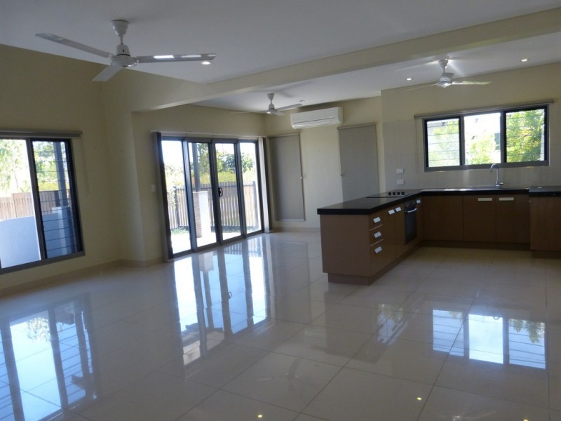 1/11 Warton Street, Muirhead NT 0810