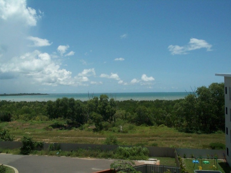 18/17 Sunset Drive, Coconut Grove NT 0810