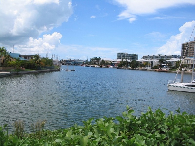 18 Cullen Bay Crescent, Cullen Bay NT 0820