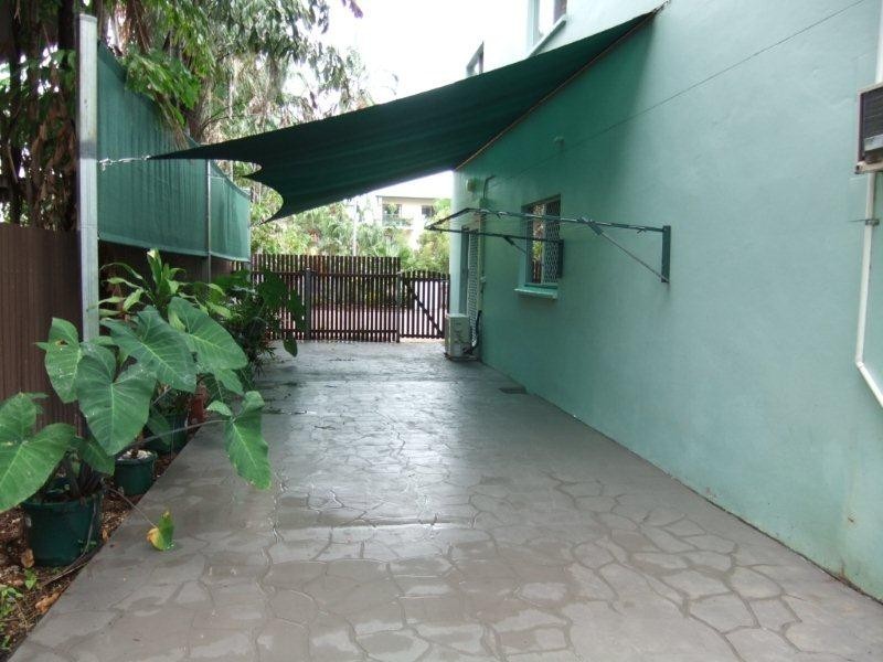 2/7 Houston Street, Darwin NT 0800