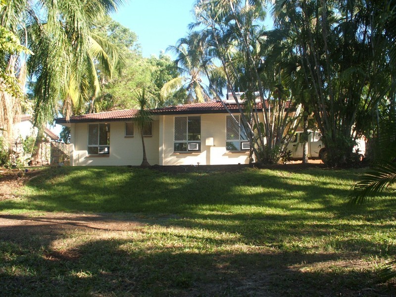 24 Mistletoe, Karama NT 0812