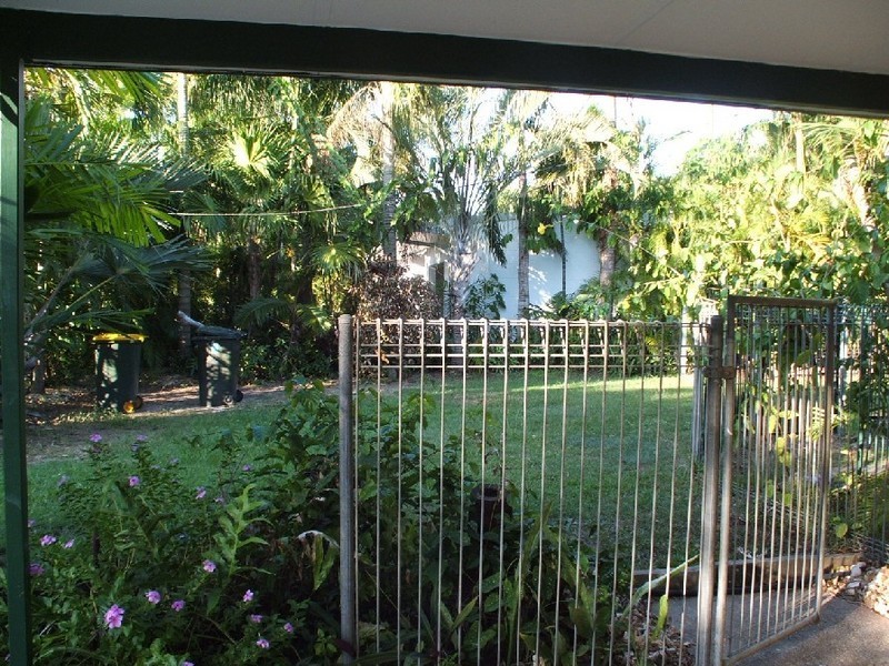 2 Adcock Crescent, Nakara NT 0810