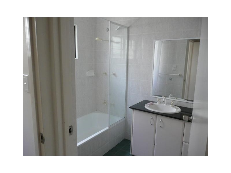 2/30 Sovereign Circuit, Coconut Grove NT 0810