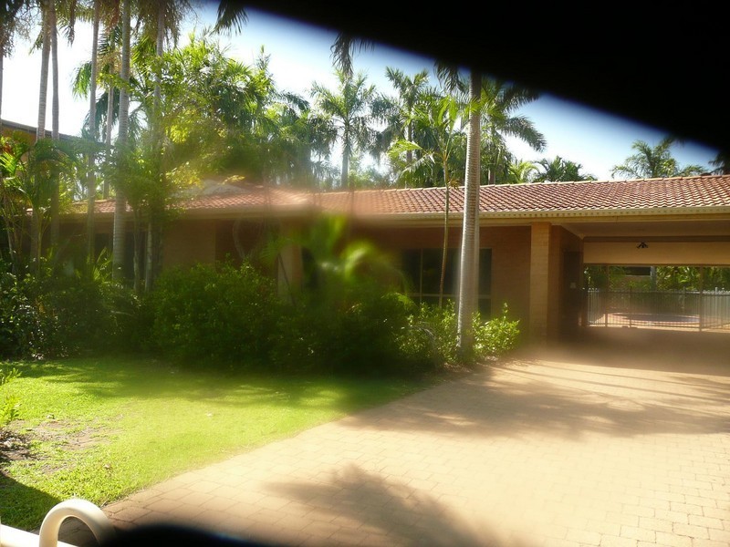 3 Kuru, Brinkin NT 0810