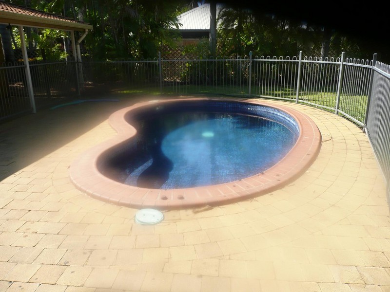 3 Kuru, Brinkin NT 0810