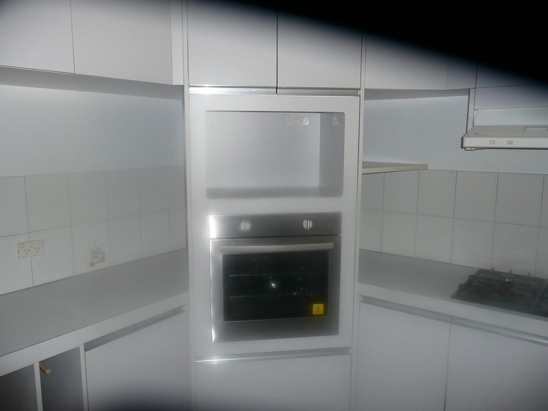 3 Kuru, Brinkin NT 0810