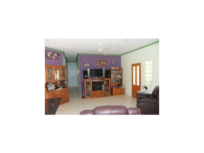 13 Shearwater, Bakewell NT 0832