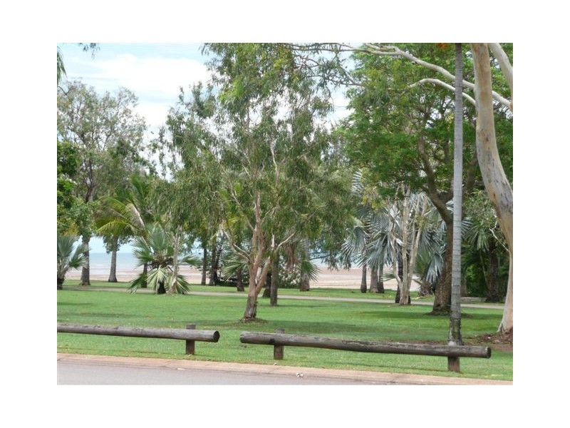 2/328 Casuarina Drive, Nightcliff NT 0810