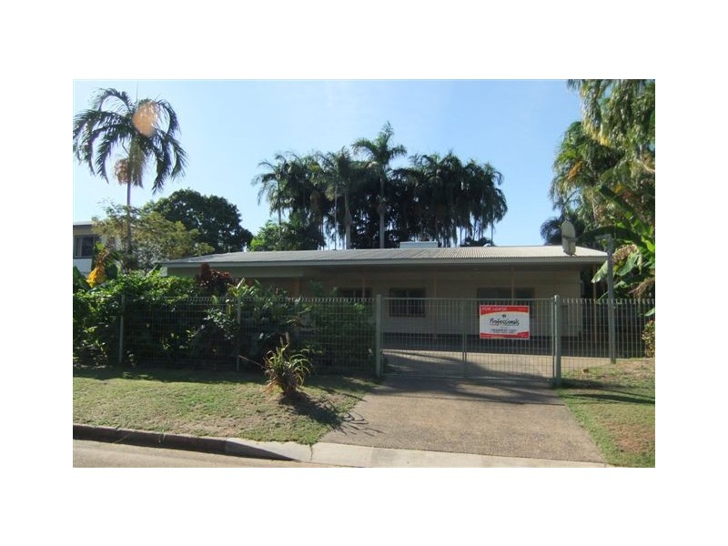 18 Weedon Street, Wanguri NT 0810