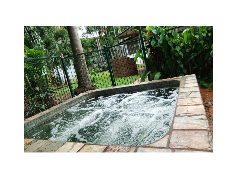 18 Weedon Street, Wanguri NT 0810