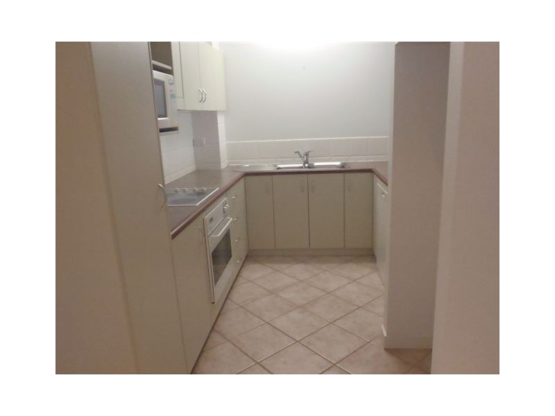 10/6-8  Houston St, Larrakeyah NT 0820