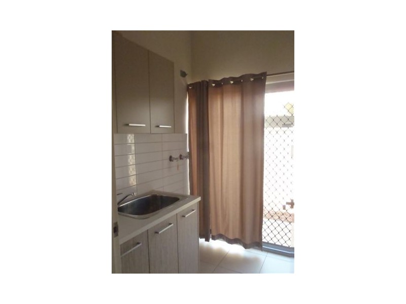 12 Dulinda, Lyons NT 0810