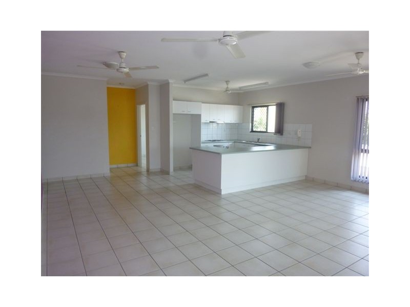 5/4a Bishop Street, Woolner NT 0820