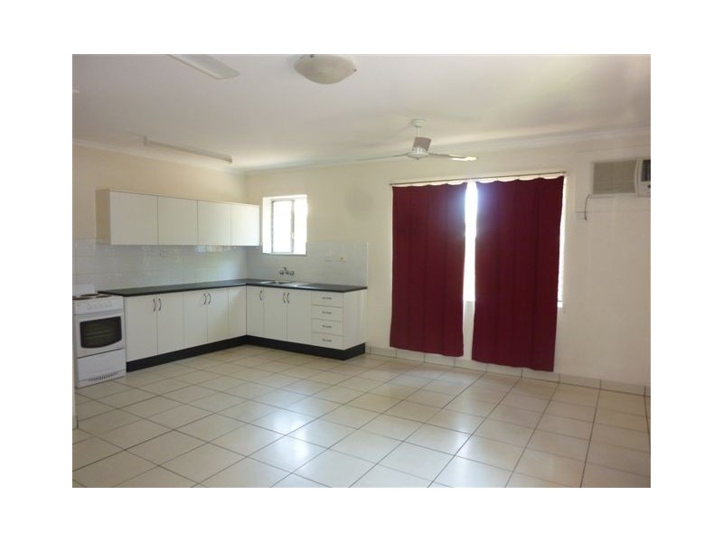 2/16 Sabine Roadq, Millner NT 0810