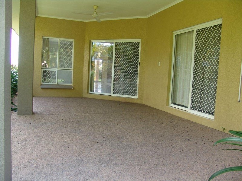 10 Yirra Crescent, Rosebery NT 0832